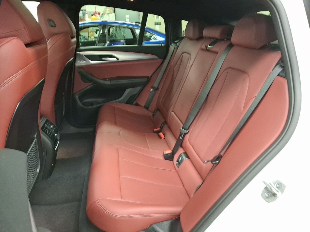 Thumbnail: 2024 BMW X4 - 7