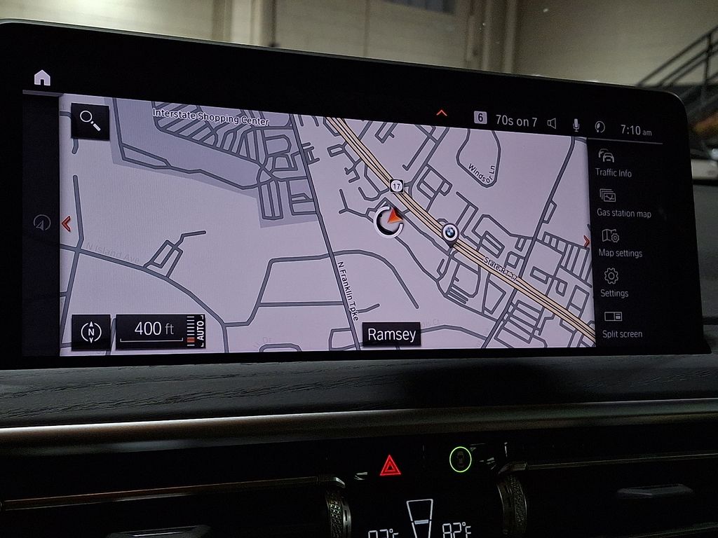 Thumbnail: 2024 BMW X4 - 10