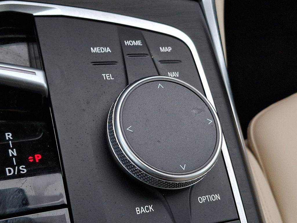 Thumbnail: 2023 BMW 3 Series - 23