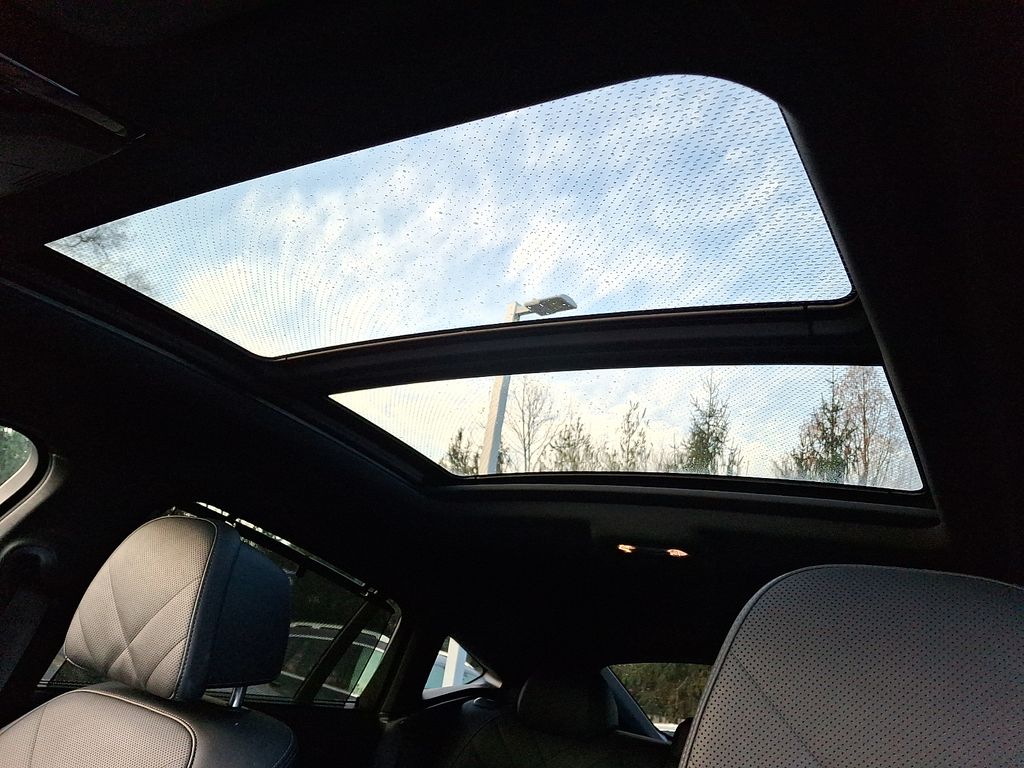 Thumbnail: 2023 BMW X6 - 11