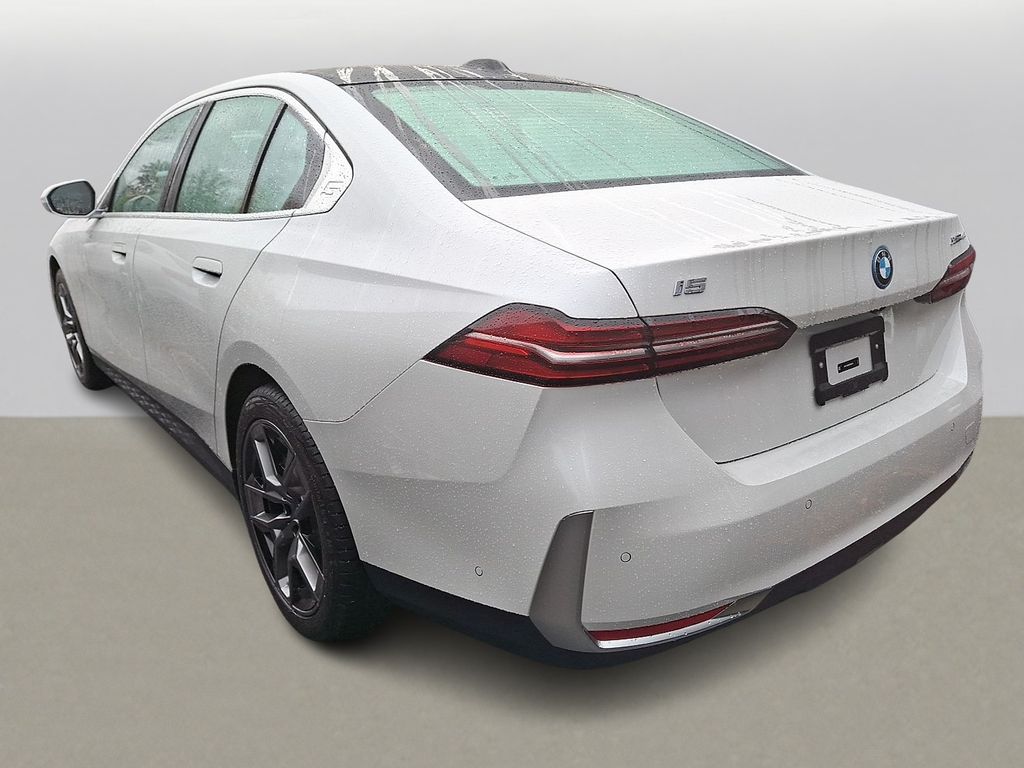 Thumbnail: 2025 BMW i5 - 4