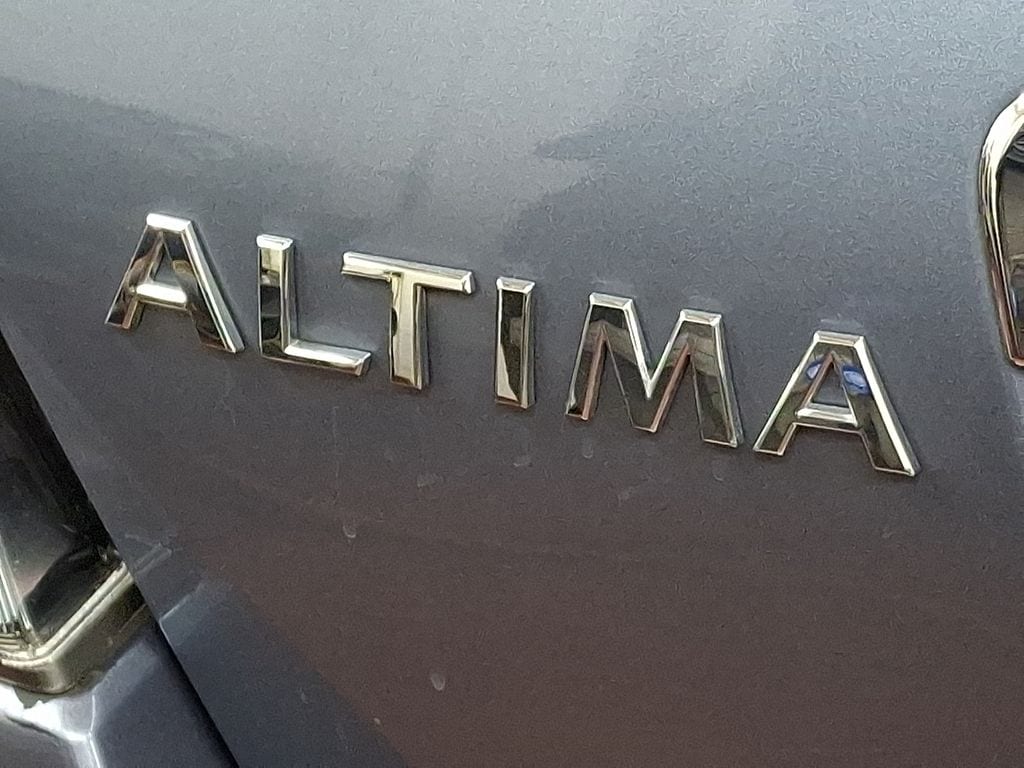 Thumbnail: 2010 Nissan Altima - 29