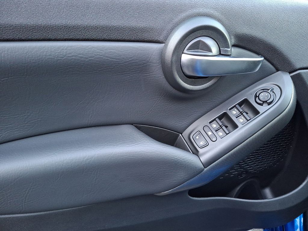 Thumbnail: 2021 Fiat 500X - 8