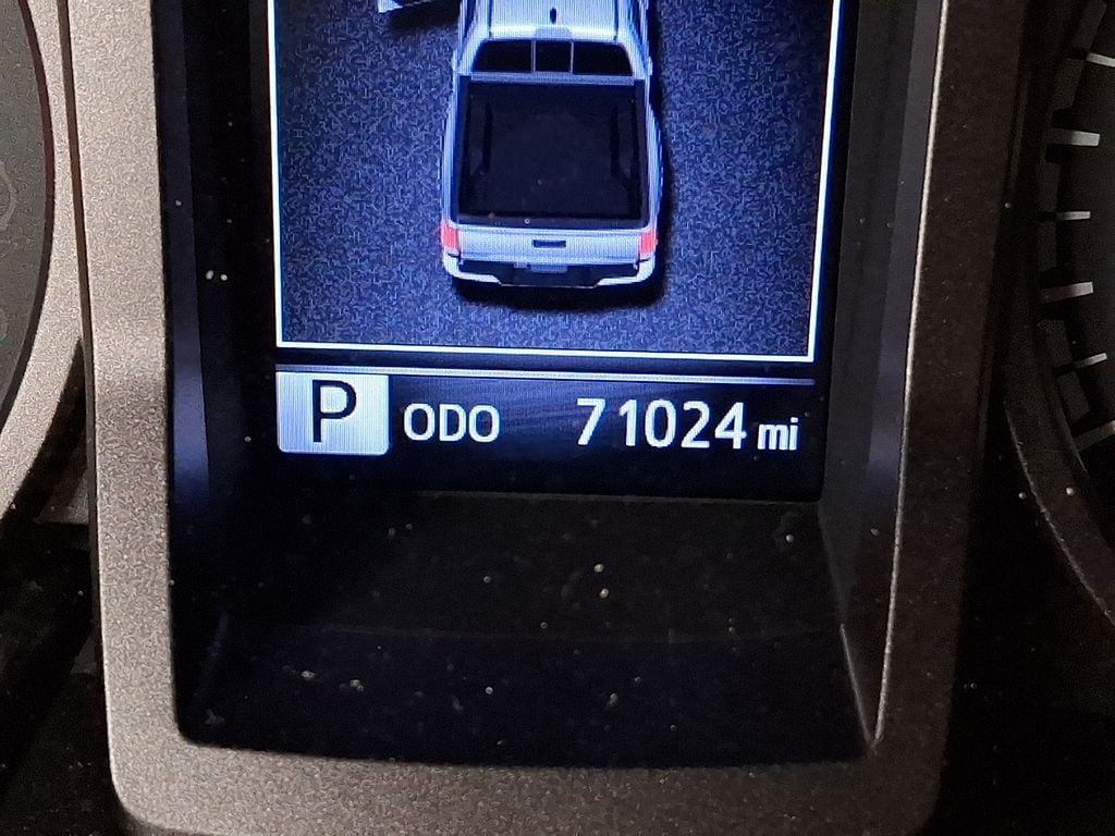 Thumbnail: 2019 Toyota Tacoma - 15