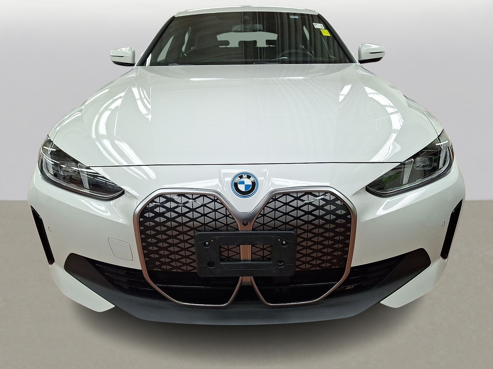 Thumbnail: 2025 BMW i4 - 2