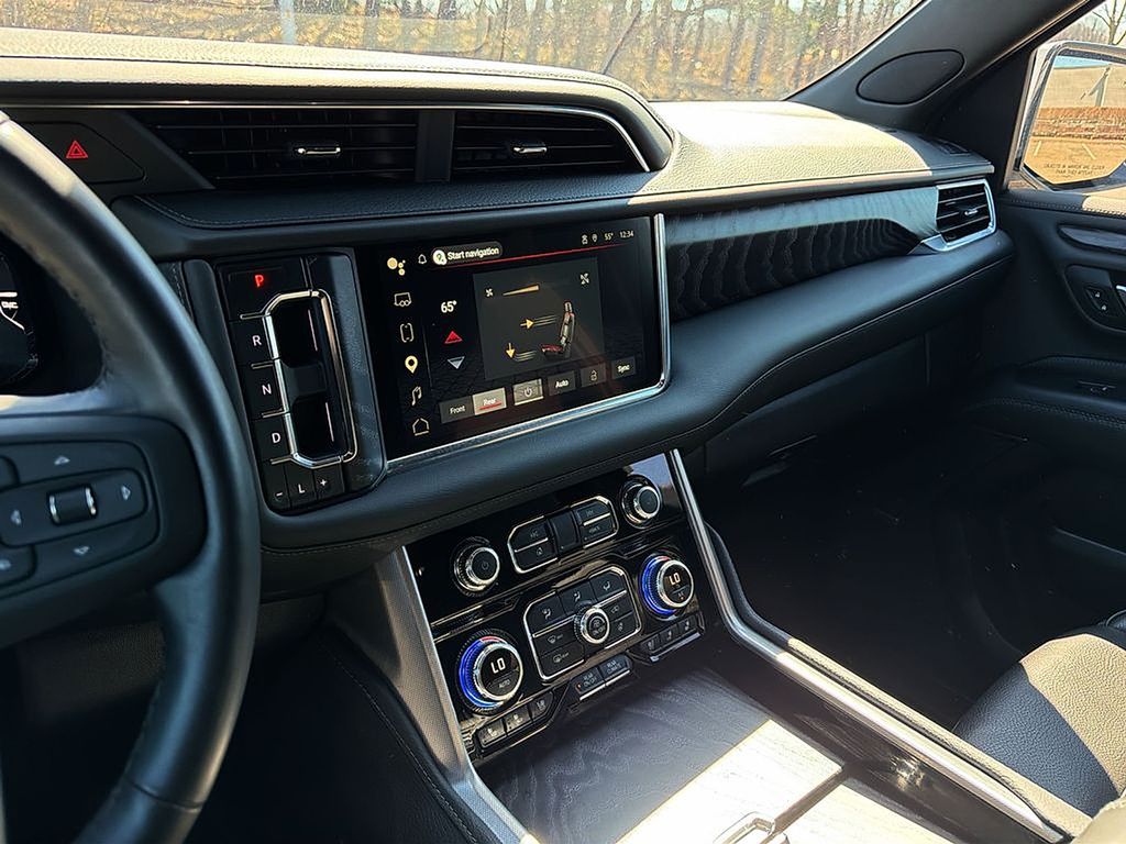 Thumbnail: 2024 GMC Yukon - 24