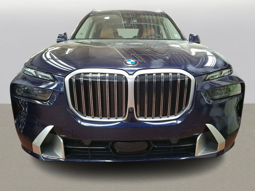 Thumbnail: 2023 BMW X7 - 2