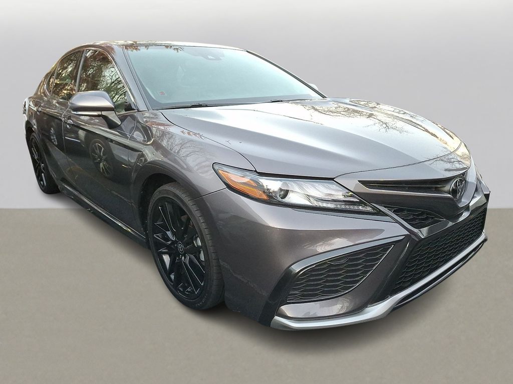 Thumbnail: 2021 Toyota Camry - 3