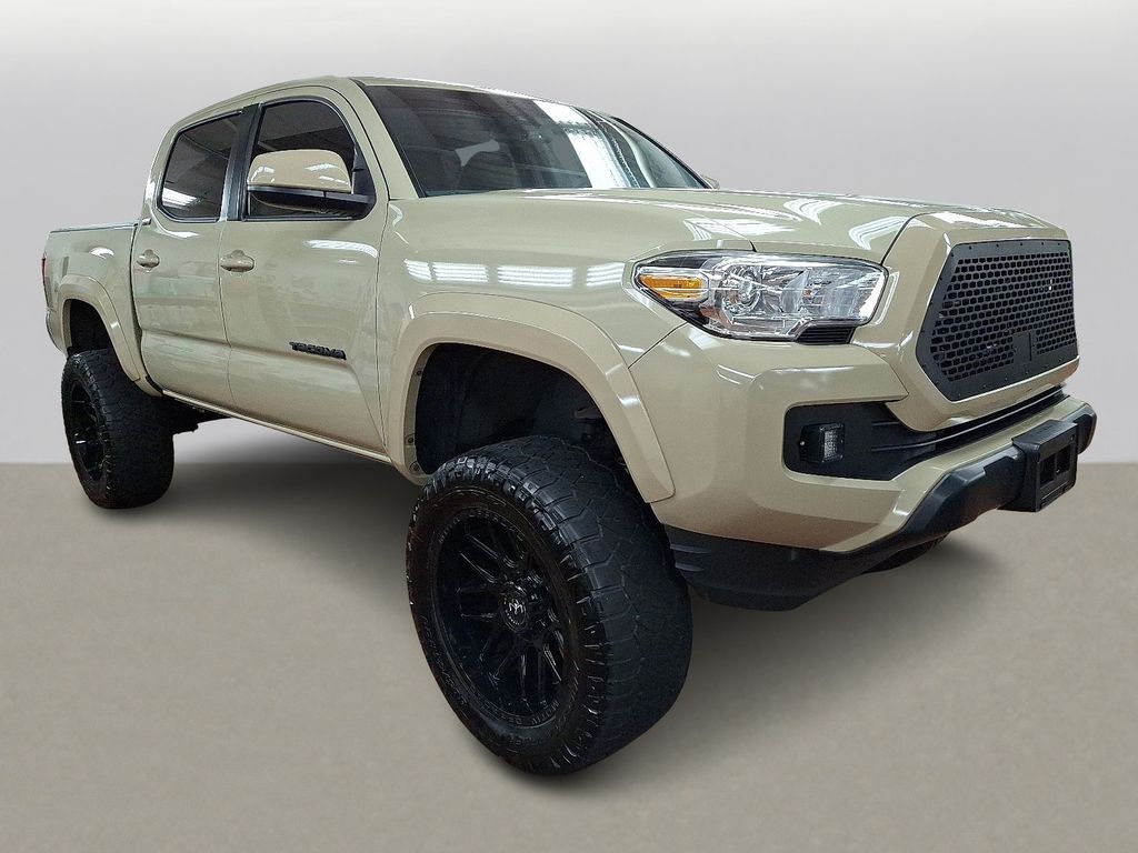 2019 Toyota Tacoma  3