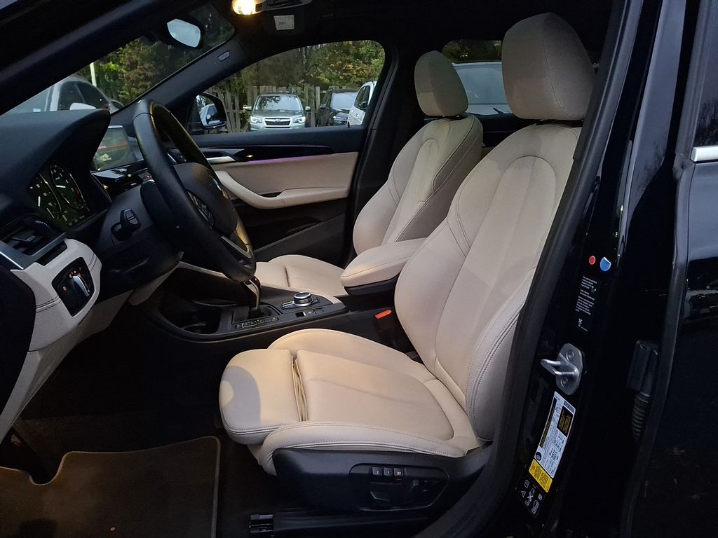 Thumbnail: 2022 BMW X2 - 10