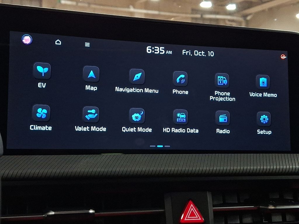 Thumbnail: 2023 Kia EV6 - 16
