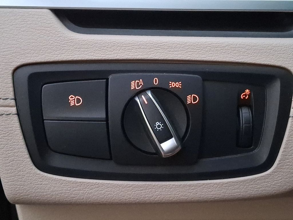 Thumbnail: 2022 BMW X2 - 23