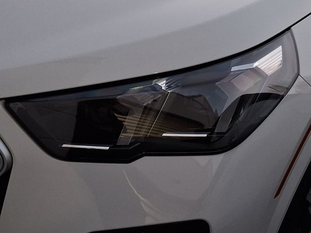 Thumbnail: 2025 BMW X2 - 7