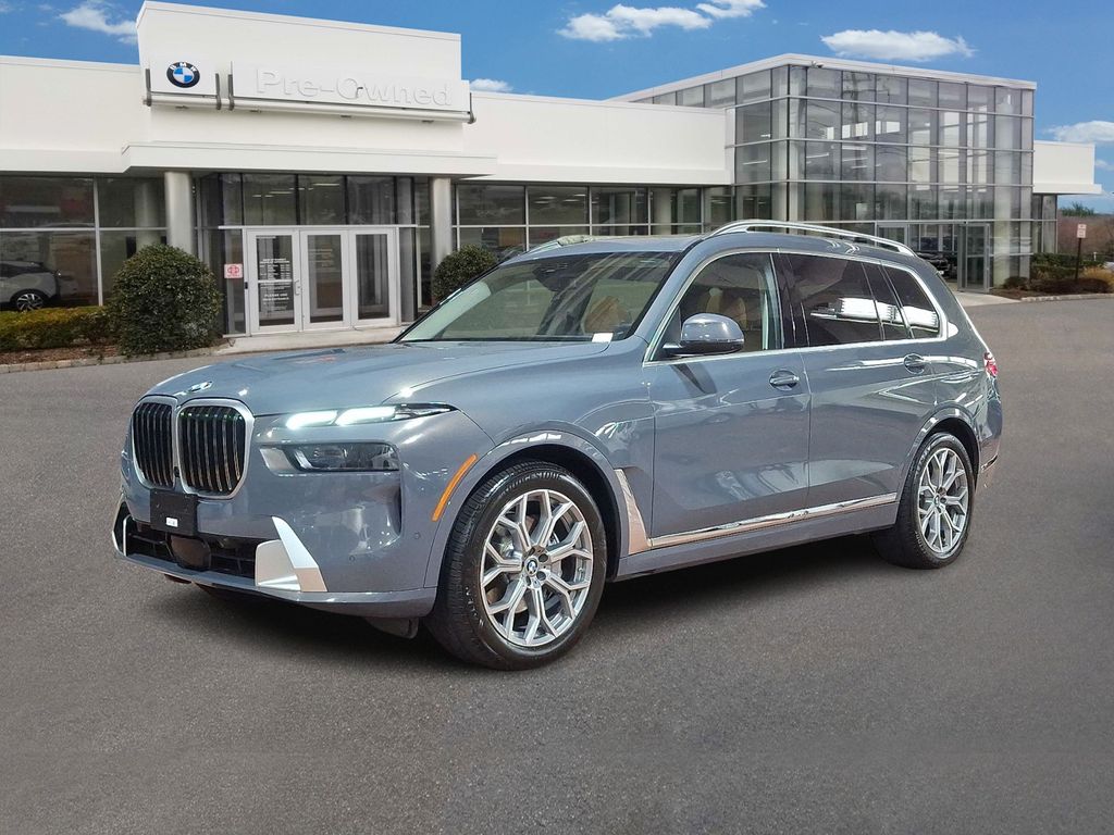 2025 BMW X7 xDrive40i