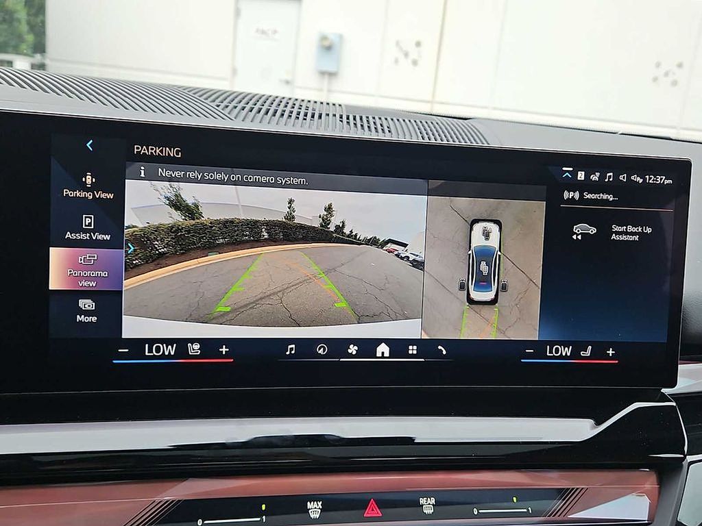 Thumbnail: 2026 BMW 5 Series - 30