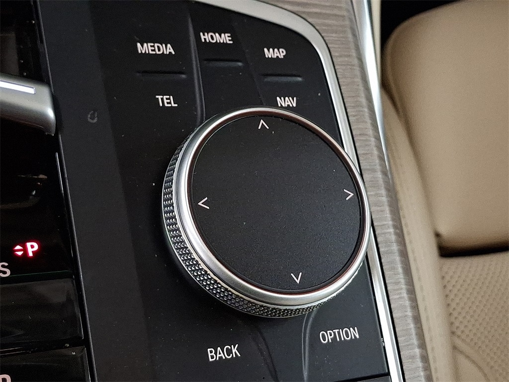 Thumbnail: 2025 BMW 3 Series - 23