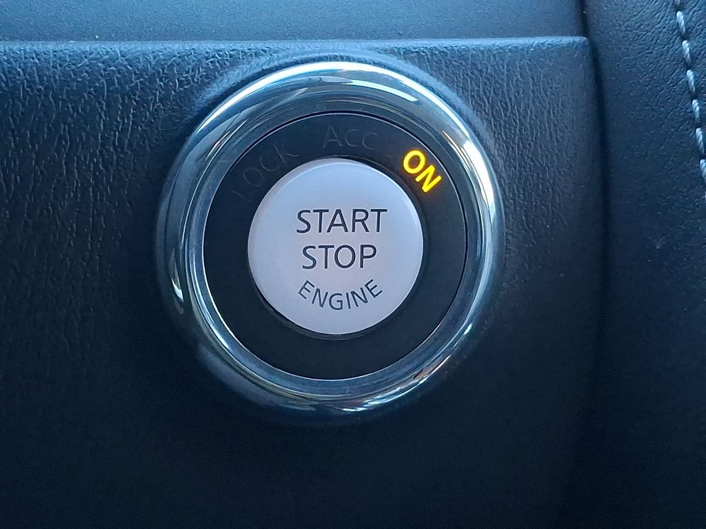 Thumbnail: 2016 INFINITI QX80 - 22