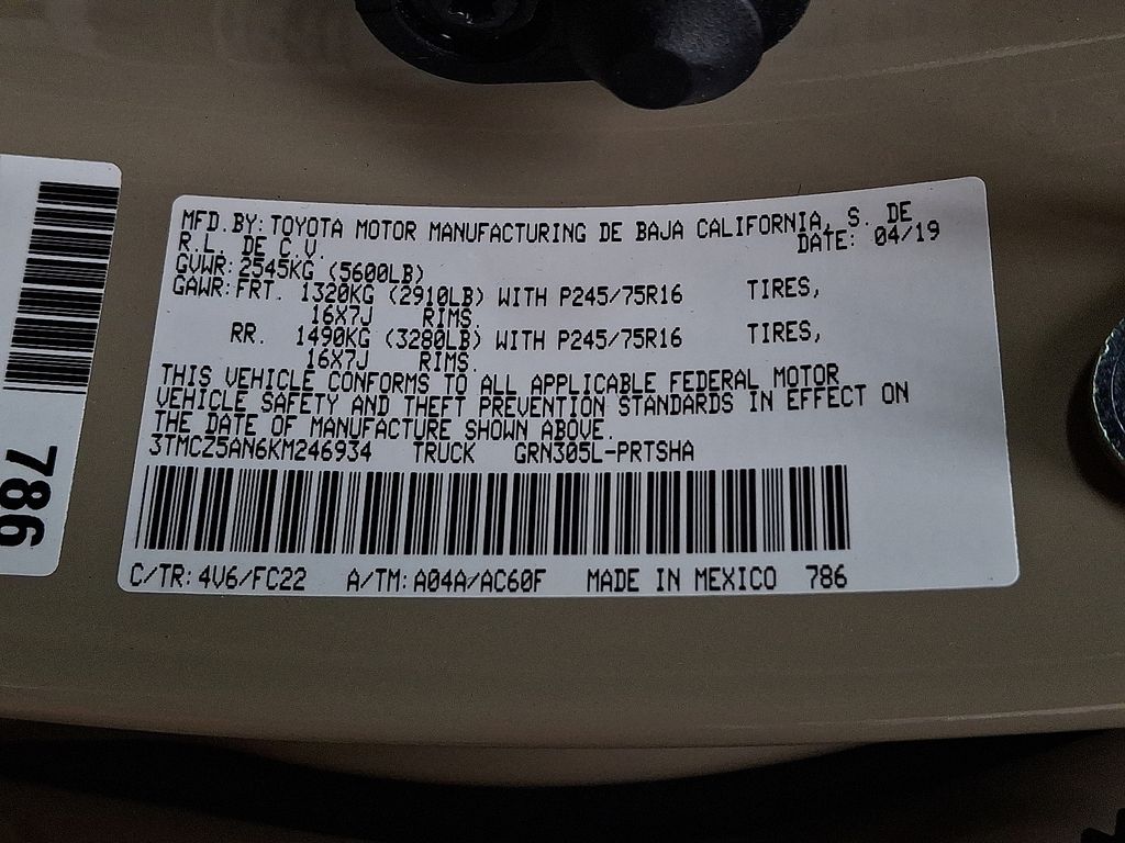 2019 Toyota Tacoma  26