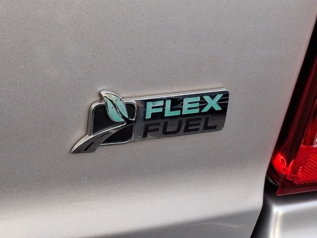 Thumbnail: 2012 Ford Escape - 28