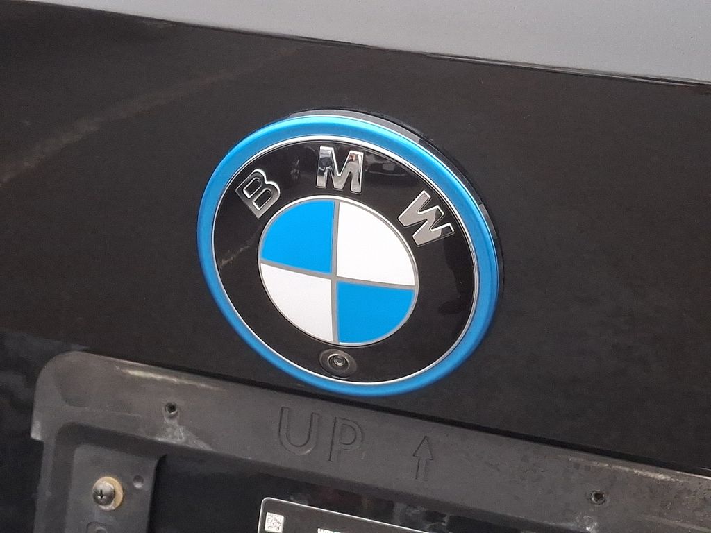 Thumbnail: 2024 BMW i4 - 29