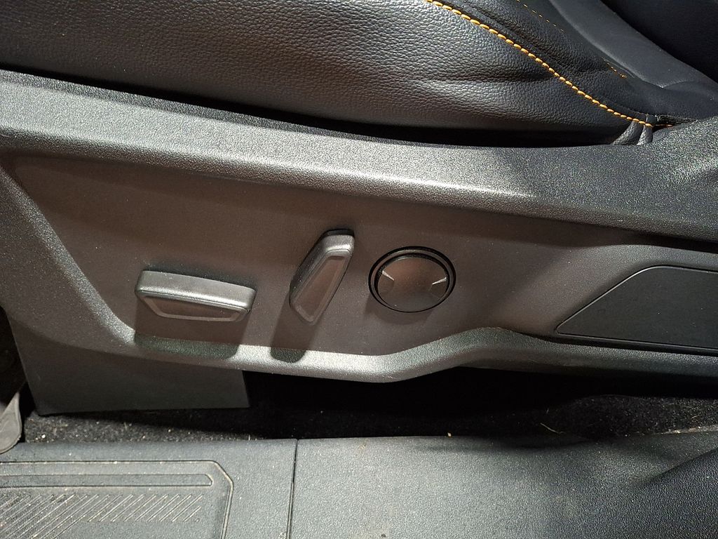 Thumbnail: 2022 Ford Bronco - 11