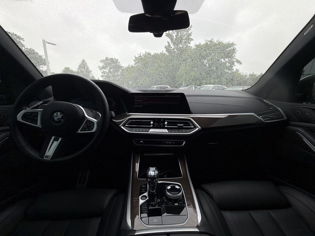 Thumbnail: 2022 BMW X5 - 18