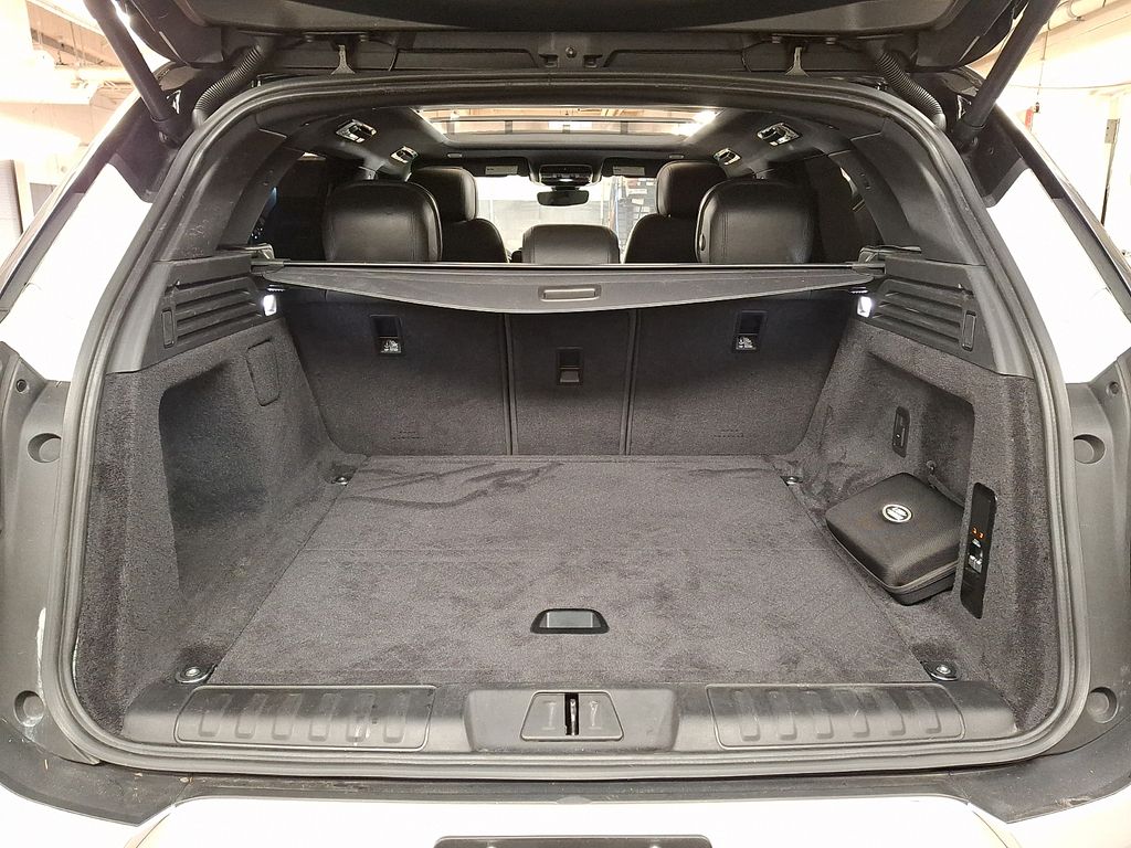 Thumbnail: 2023 Land Rover Range Rover Sport - 26