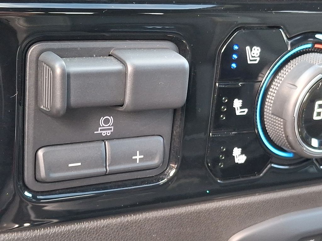 Thumbnail: 2024 Chevrolet Silverado 2500 - 21