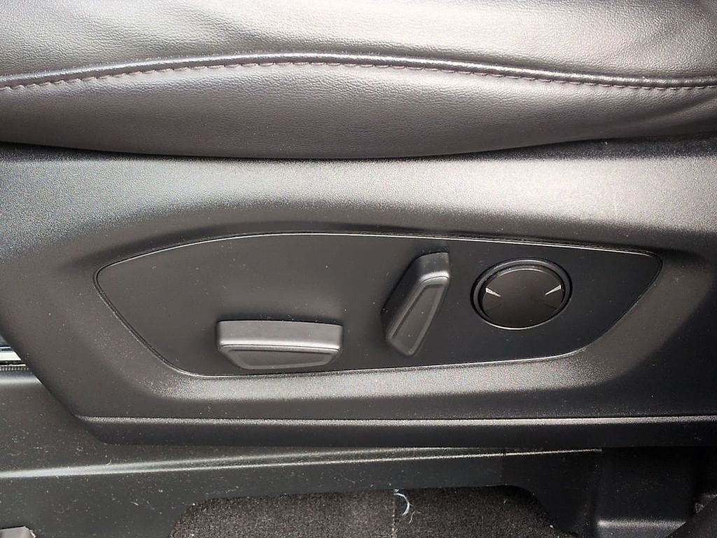 Thumbnail: 2023 Ford Explorer - 18