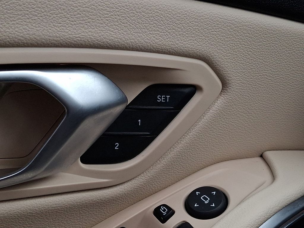 Thumbnail: 2023 BMW 3 Series - 24