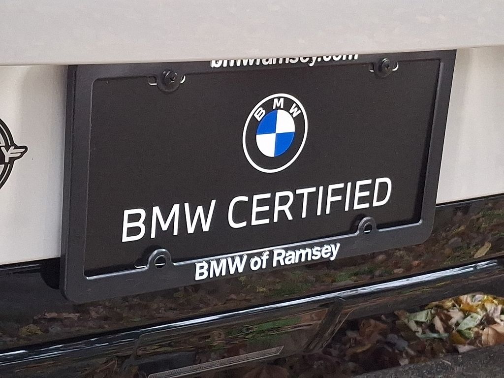 Thumbnail: 2023 BMW 7 Series - 30