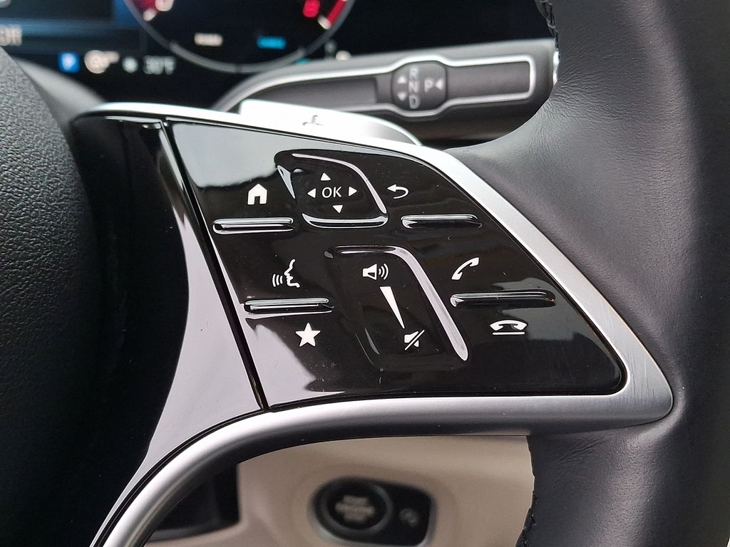 Thumbnail: 2024 Mercedes-Benz GLS - 16