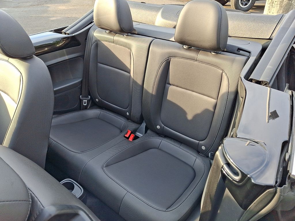 Thumbnail: 2019 Volkswagen Beetle - 7