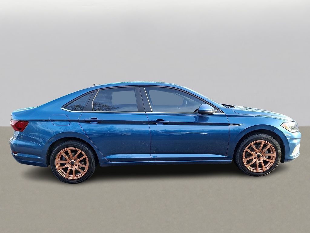 Thumbnail: 2021 Volkswagen Jetta - 3