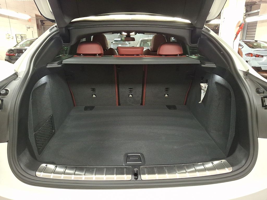 Thumbnail: 2024 BMW X4 - 26