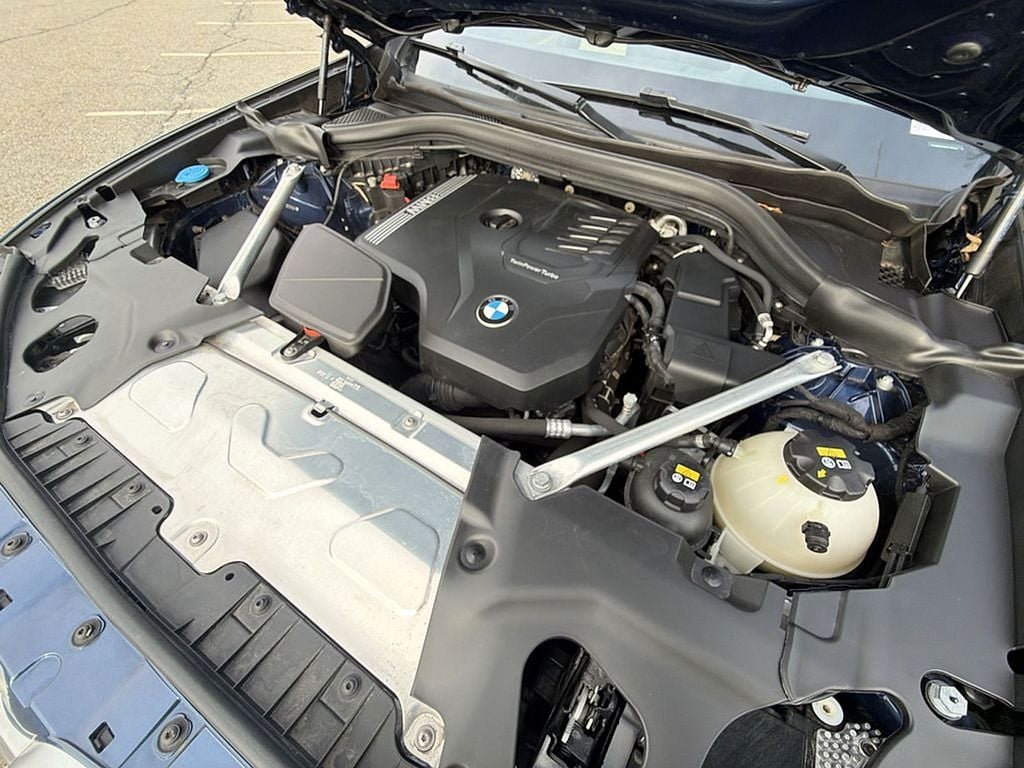 Thumbnail: 2022 BMW X4 - 17