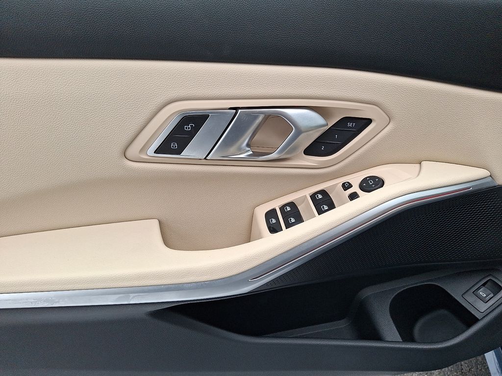 Thumbnail: 2023 BMW 3 Series - 8