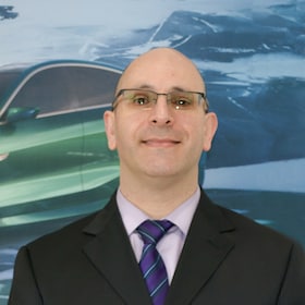 Staff member Octavio Escada from ID_aaf3e05e0b5a