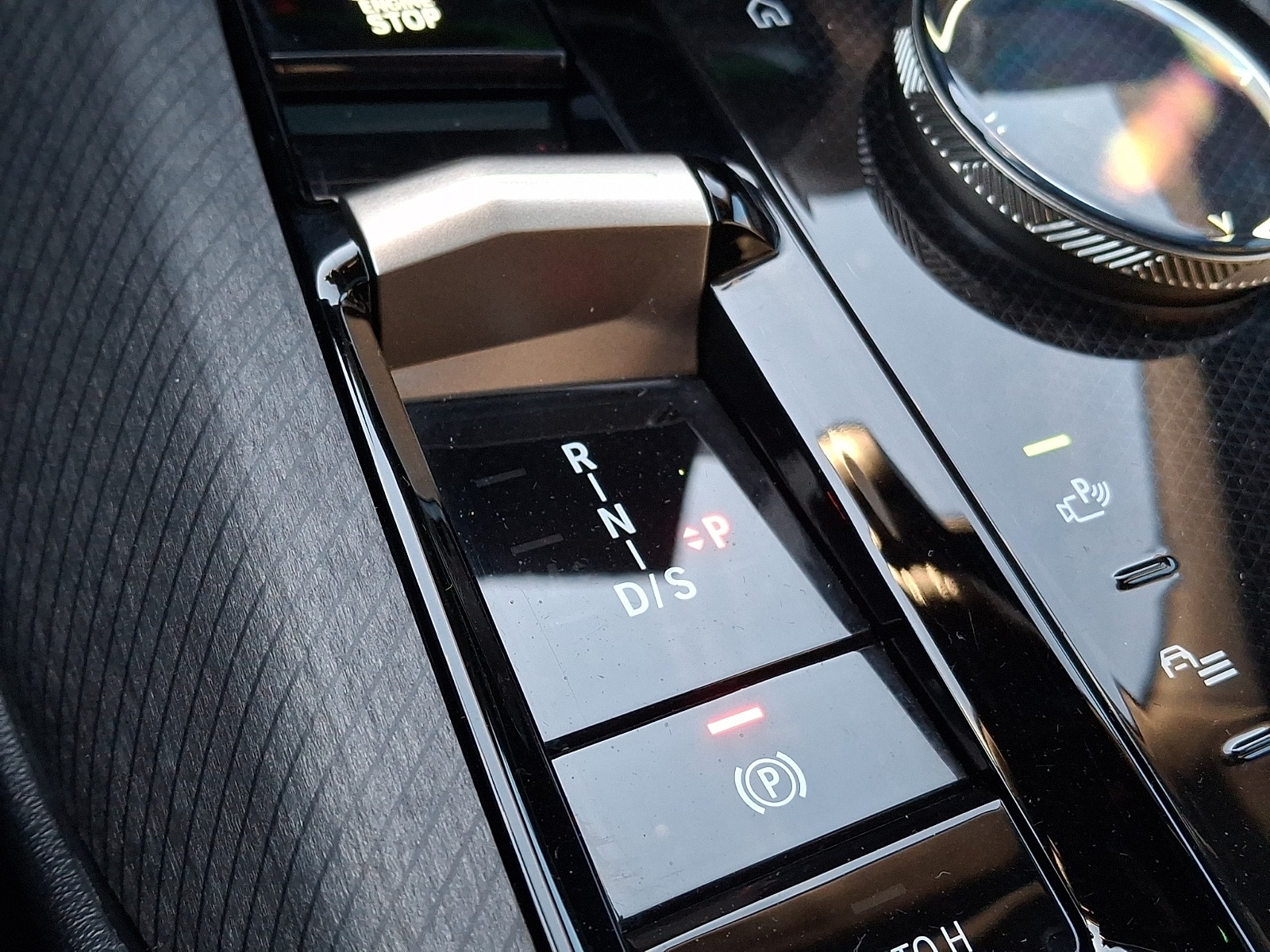 Thumbnail: 2025 BMW X3 - 12