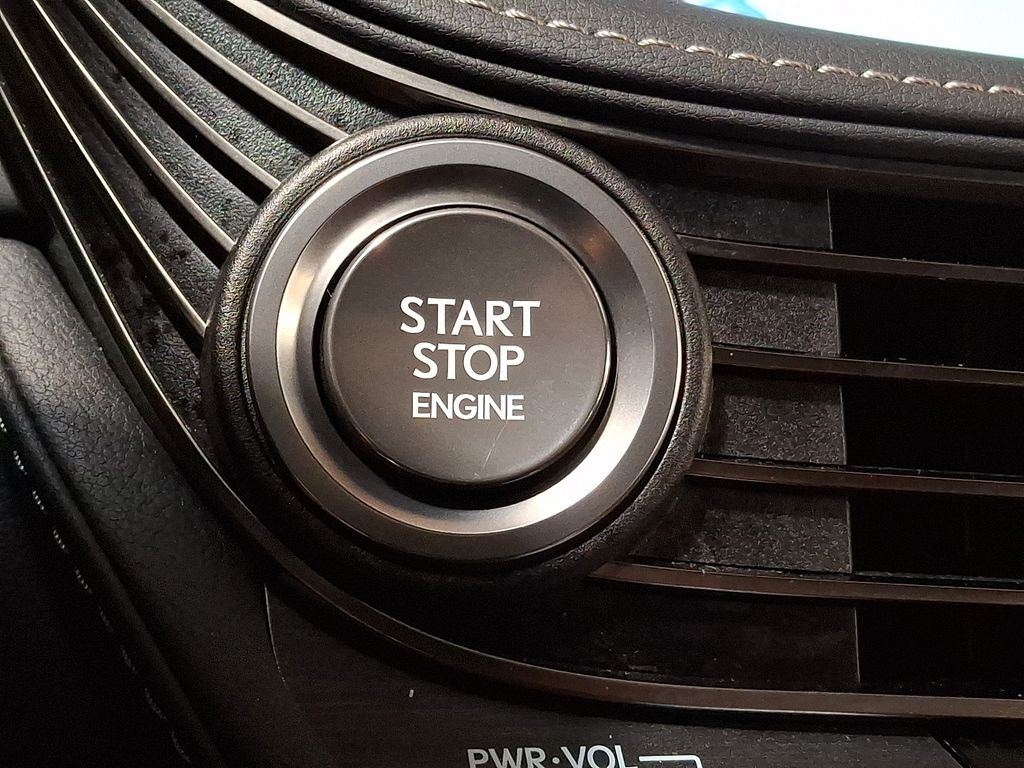 Thumbnail: 2020 Lexus LS - 19