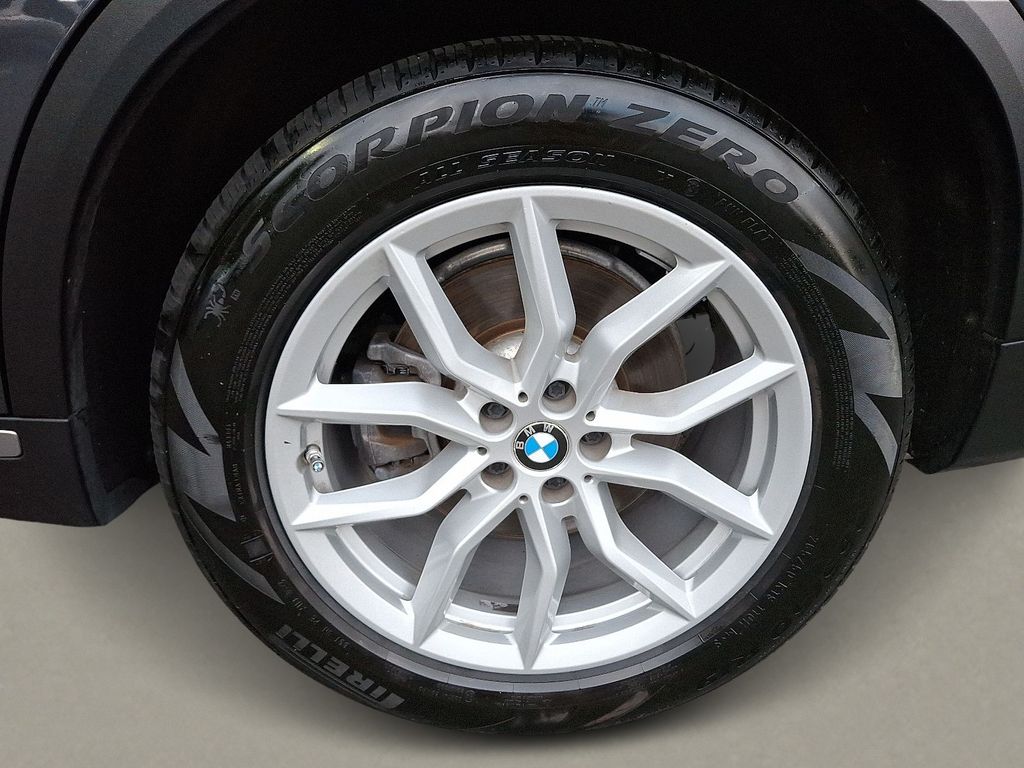 Thumbnail: 2019 BMW X5 - 6