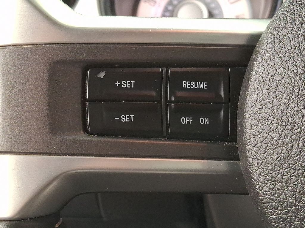 Thumbnail: 2010 Ford Mustang - 18