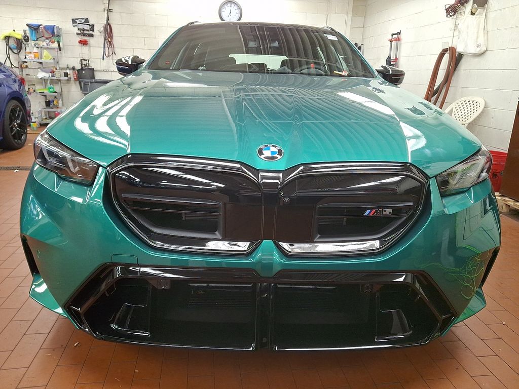 Thumbnail: 2026 BMW M5 - 2