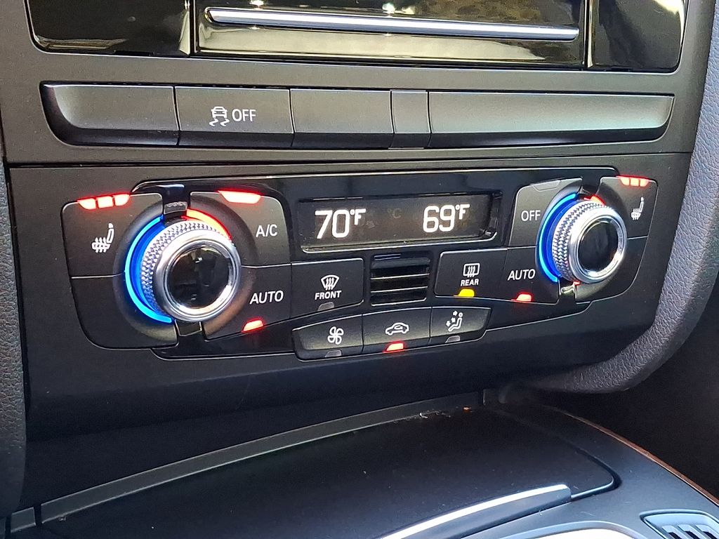 Thumbnail: 2015 Audi A4 - 13