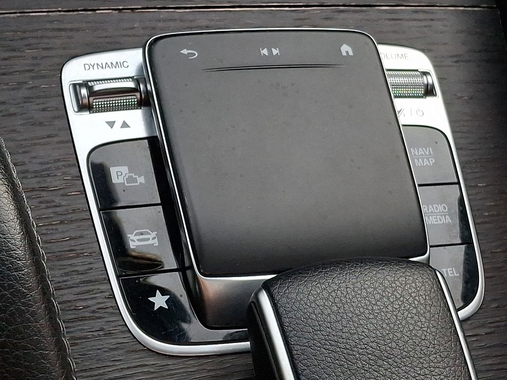 Thumbnail: 2020 Mercedes-Benz GLE - 19