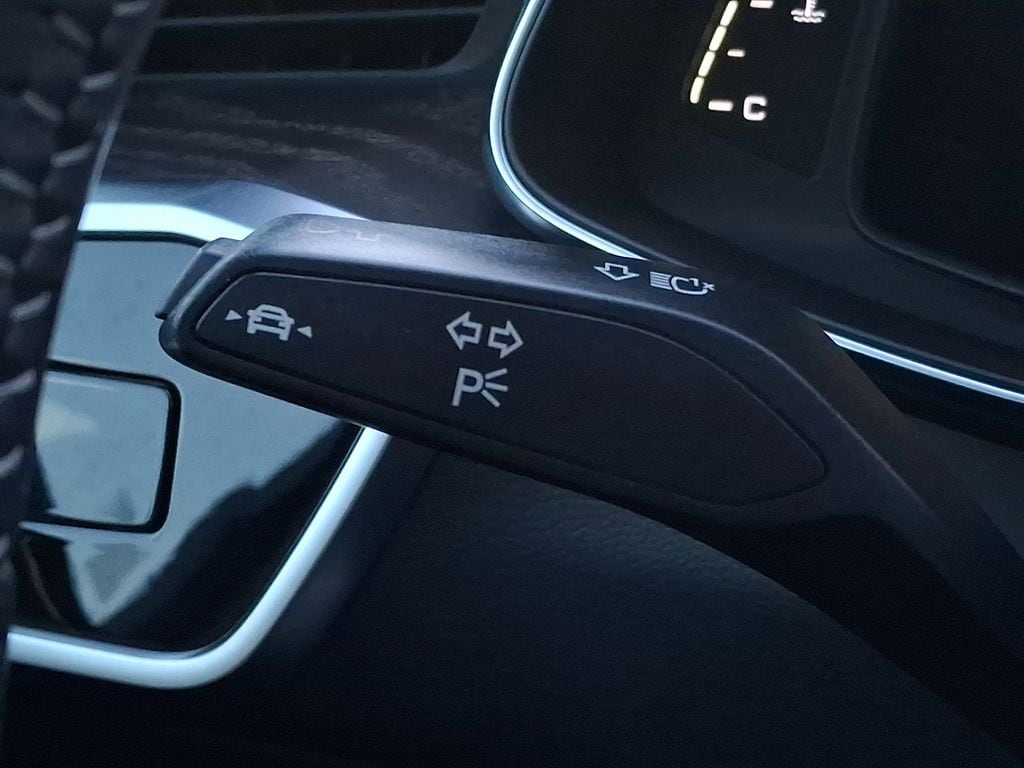 Thumbnail: 2020 Audi S6 - 17