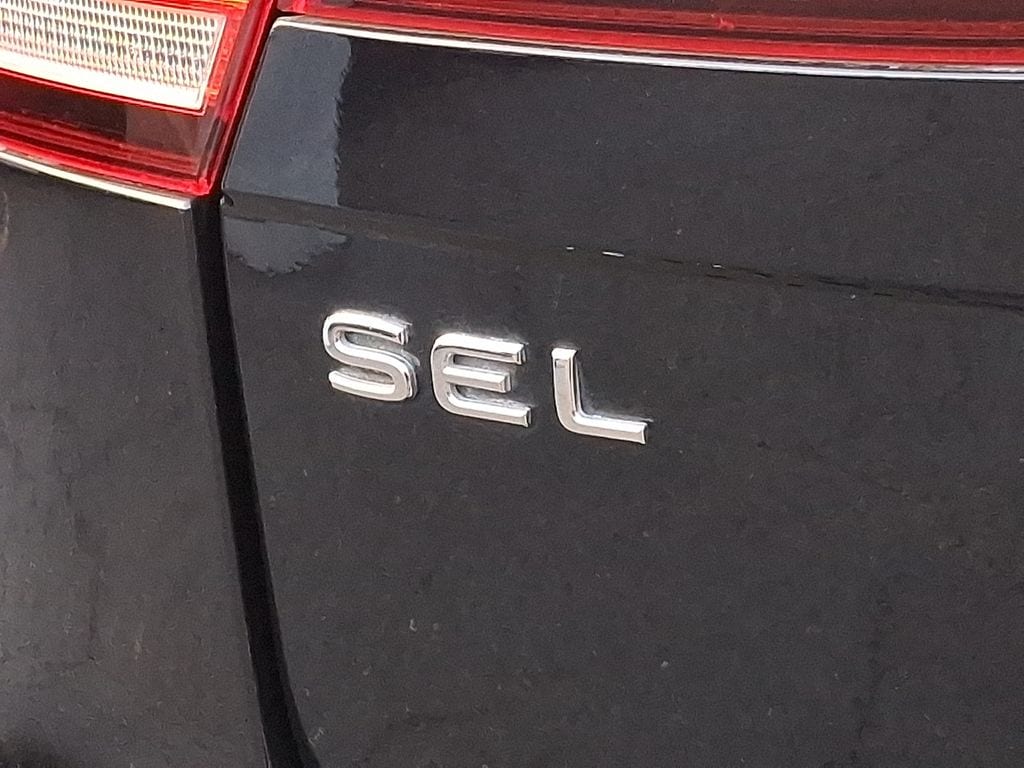 Thumbnail: 2022 Volkswagen Tiguan - 30