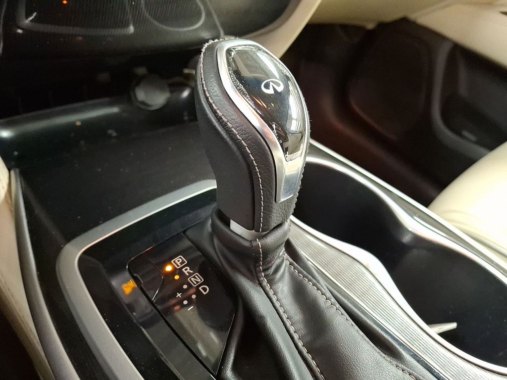 Thumbnail: 2017 INFINITI QX60 - 13