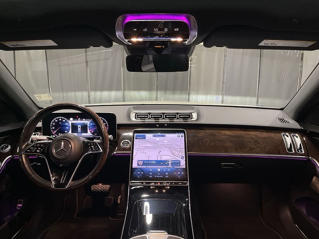 Thumbnail: 2021 Mercedes-Benz S-Class - 22