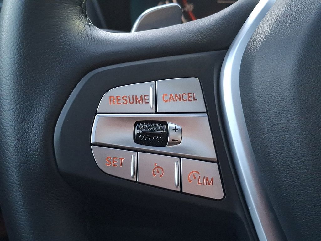 Thumbnail: 2023 BMW X4 - 14